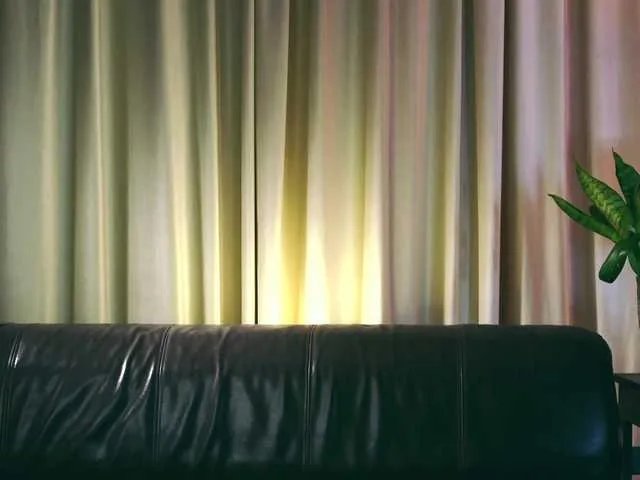 Freechat MiaVebes on BongaCams