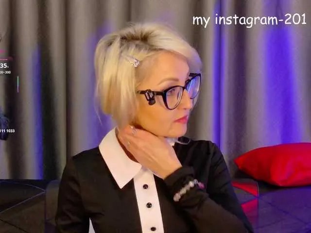 Offline Milforja on BongaCams