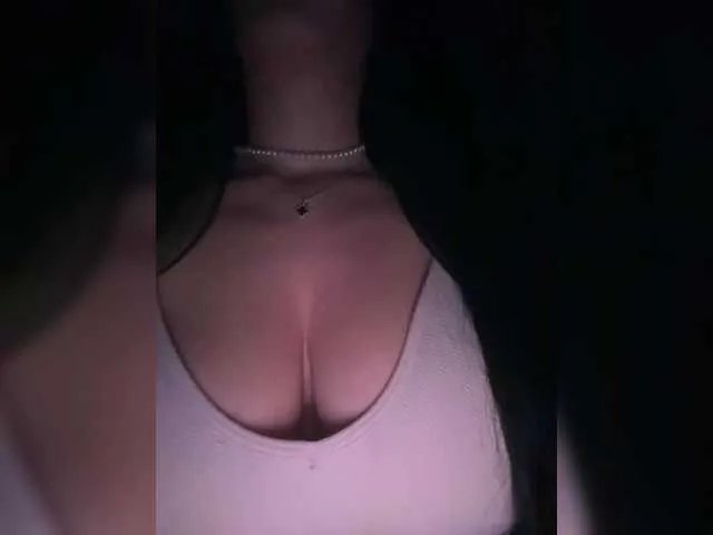 Offline missJasmine07 on BongaCams
