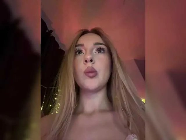 Freechat Nestyzz on BongaCams