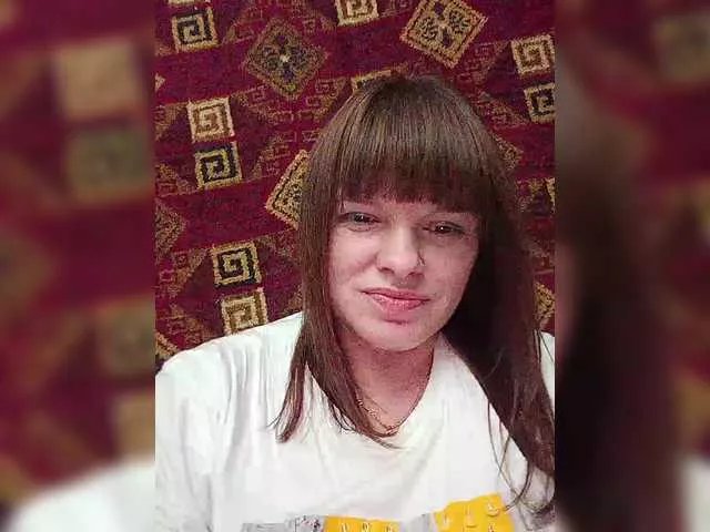 Offline Oksana231 on BongaCams