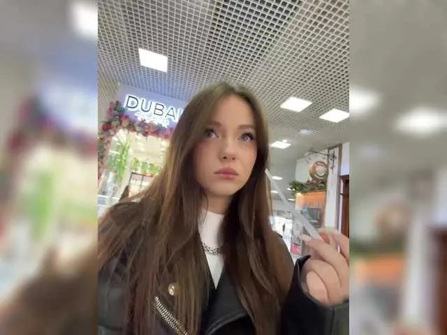 Offline OlivkaVif on BongaCams