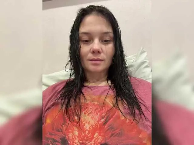 Offline Paratrax on BongaCams