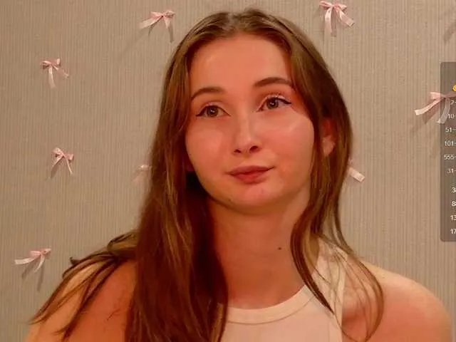 Offline PeachGirl on BongaCams