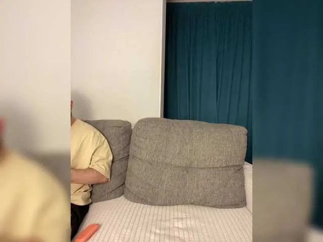 Offline PeachPie on BongaCams