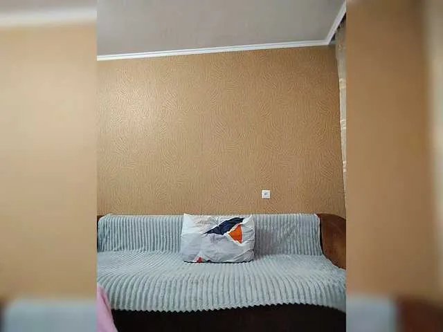 Offline prettyKris on BongaCams