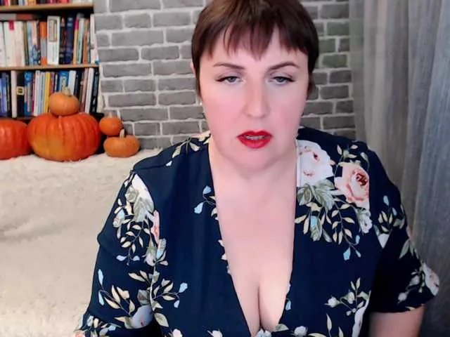 Offline RainbowLady on BongaCams