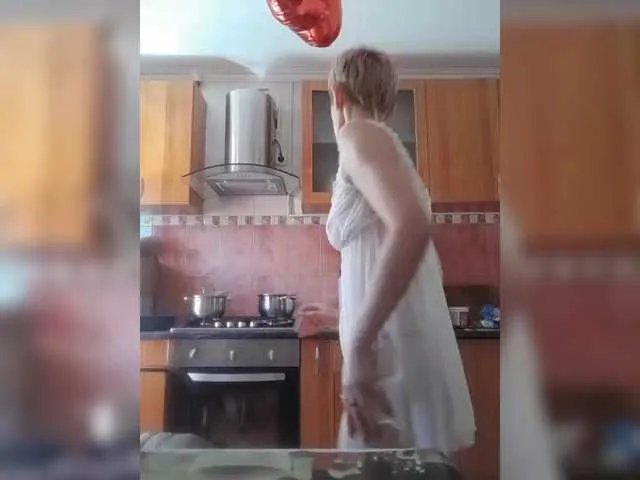 Freechat Raisin on BongaCams