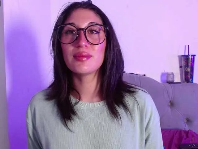 Offline Red-moonn on BongaCams