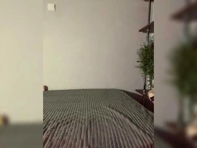 Offline Saliss1 on BongaCams