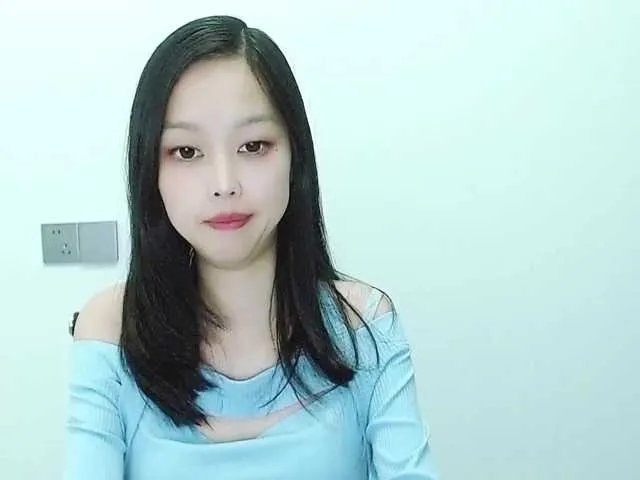 Offline Selinababy99 on BongaCams