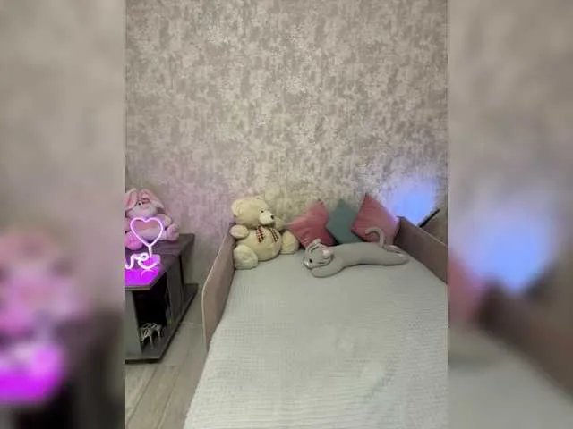 Offline SeXXyMagic on BongaCams