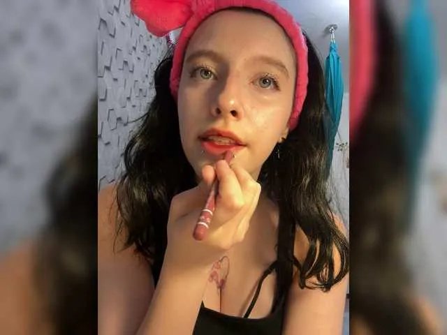 Offline SexyK1tten on BongaCams