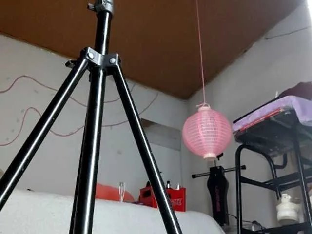 Offline Shannon-kane on BongaCams