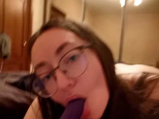 Offline ShiroHeby on BongaCams