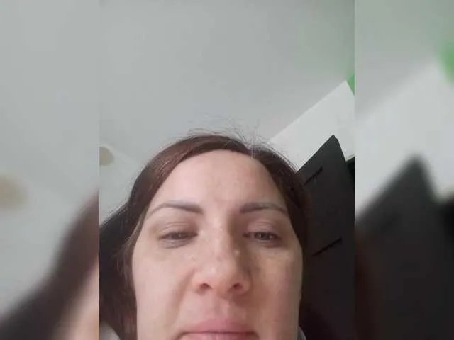 Offline SonyaManya on BongaCams