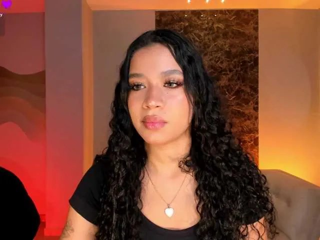 Offline SophieHouston on BongaCams