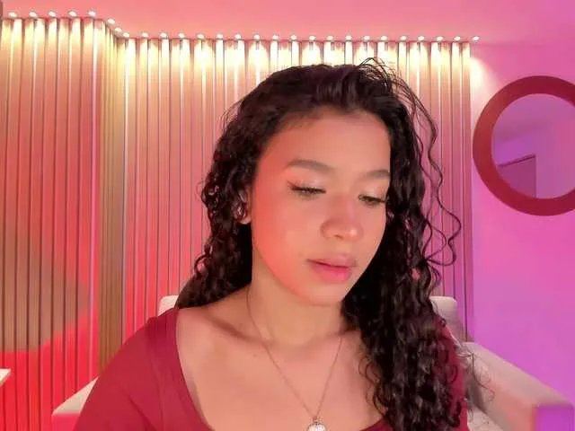 Offline SophieHouston on BongaCams