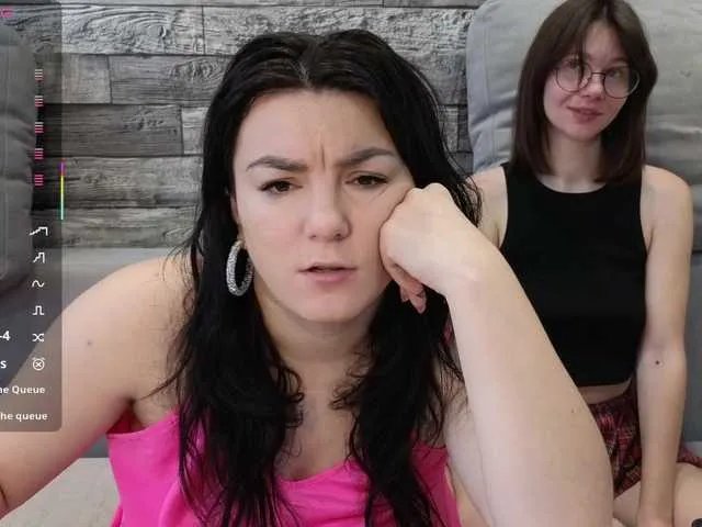 Offline sosgirl1994 on BongaCams