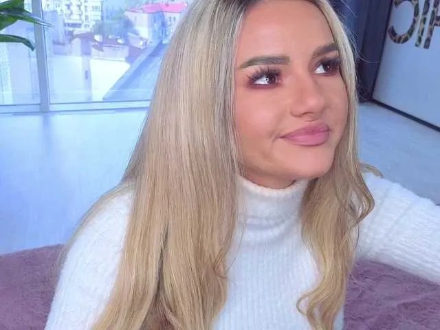 Freechat SpoilM3Mor3 on BongaCams