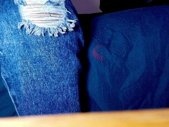 Offline ssusy-ebony on BongaCams