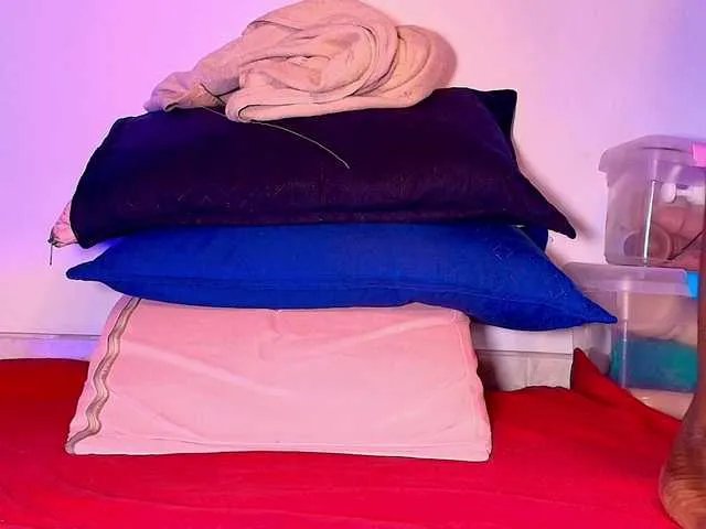 Offline ssusy-ebony on BongaCams