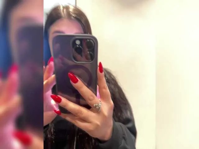 Offline suchka-black- on BongaCams