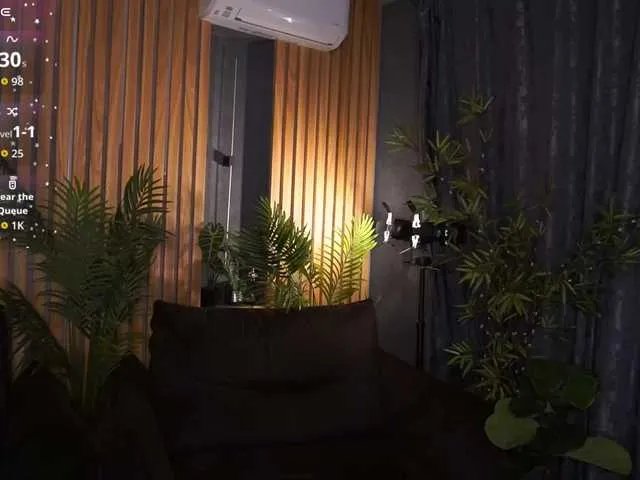 Offline SweetyOne on BongaCams