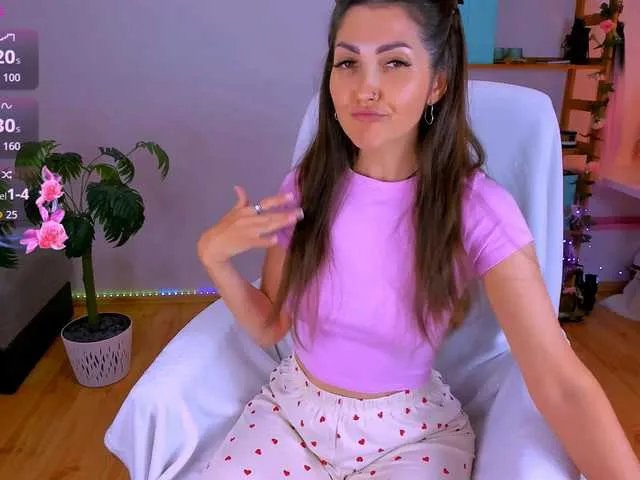 Offline TeylorFly323 on BongaCams