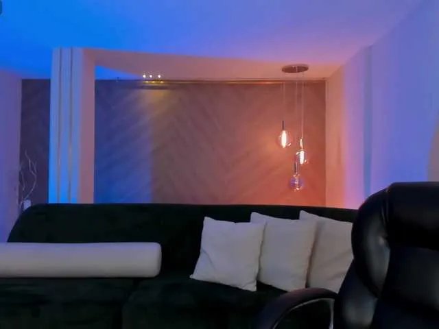 Offline ValeriaRivera1 on BongaCams