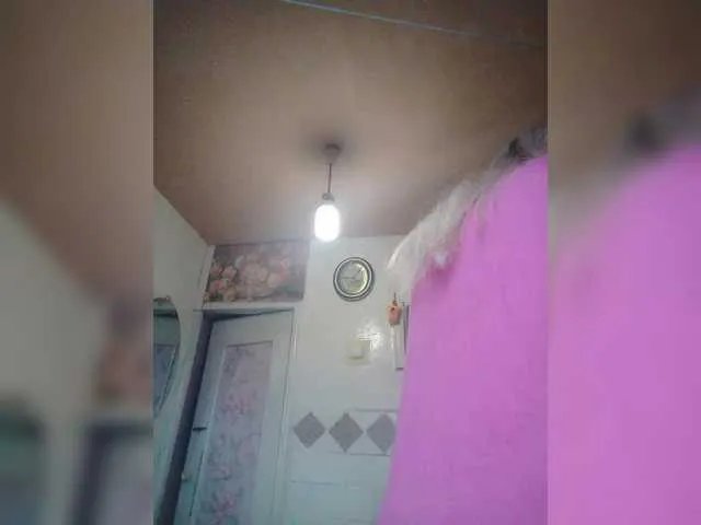 Offline victoria71 on BongaCams