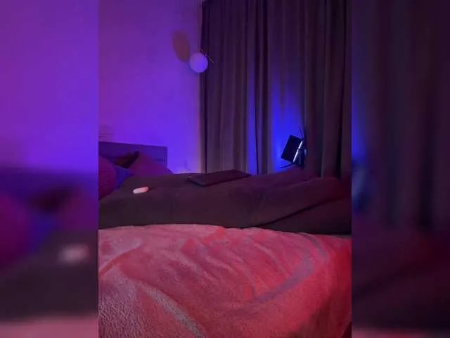 Offline WhoreMira on BongaCams