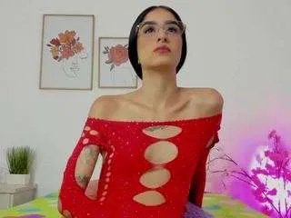 Offline alana-111 on CamSoda