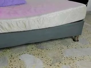 Freechat alejandra-cortes on CamSoda