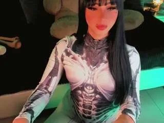 Freechat alice-christina on CamSoda