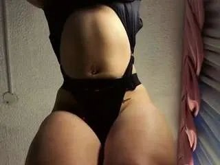 Offline alice-ferrer on CamSoda