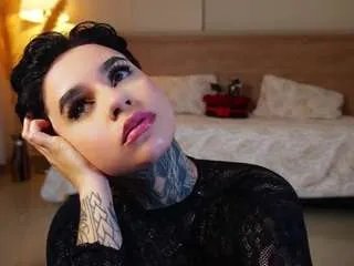 Freechat alicee-love on CamSoda