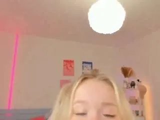 Offline alichery on CamSoda