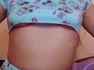 Offline alinett on CamSoda