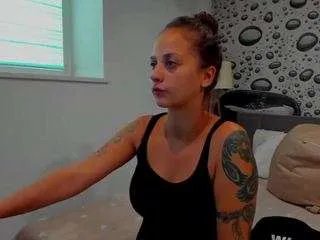 Freechat almafancy on CamSoda