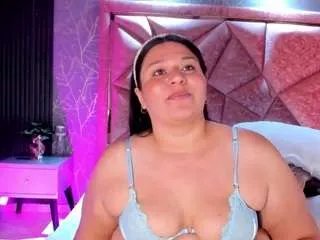 Offline amandacruz on CamSoda