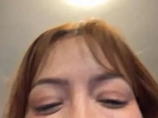 Freechat anastaxialynn on CamSoda