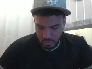 Offline angellatino on CamSoda