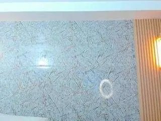 Offline antonella-west on CamSoda