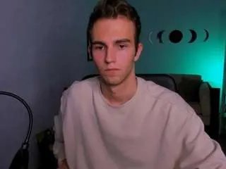 Offline astren-villo on CamSoda