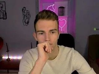 Offline astren-villo on CamSoda