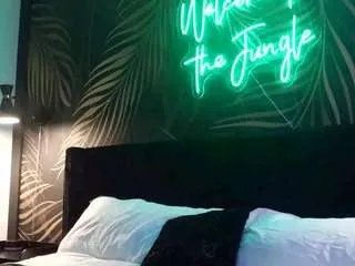 Offline cammslut4u on CamSoda