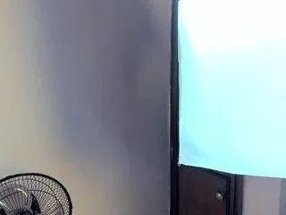 Offline carolinne-miller on CamSoda