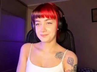 Freechat christenawasiuta on CamSoda