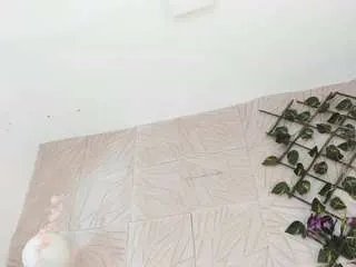 Freechat destinysins on CamSoda